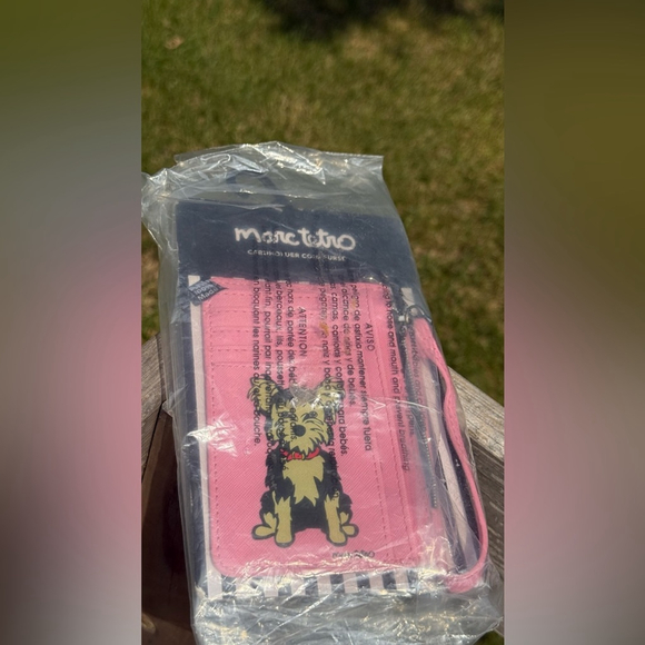 NEW Marc Tetro Yorkie Graphic Pink Card Wristlet Card Holder Wallet NWT - Picture 1 of 7